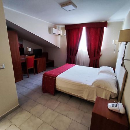 Pisani Hotel 圣尼古拉拉斯特拉达 外观 照片