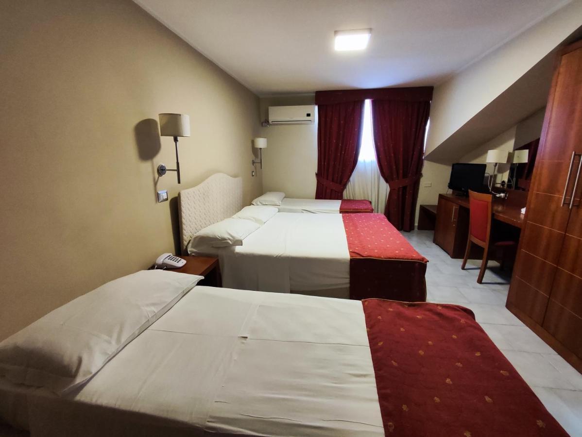 Pisani Hotel 圣尼古拉拉斯特拉达 外观 照片