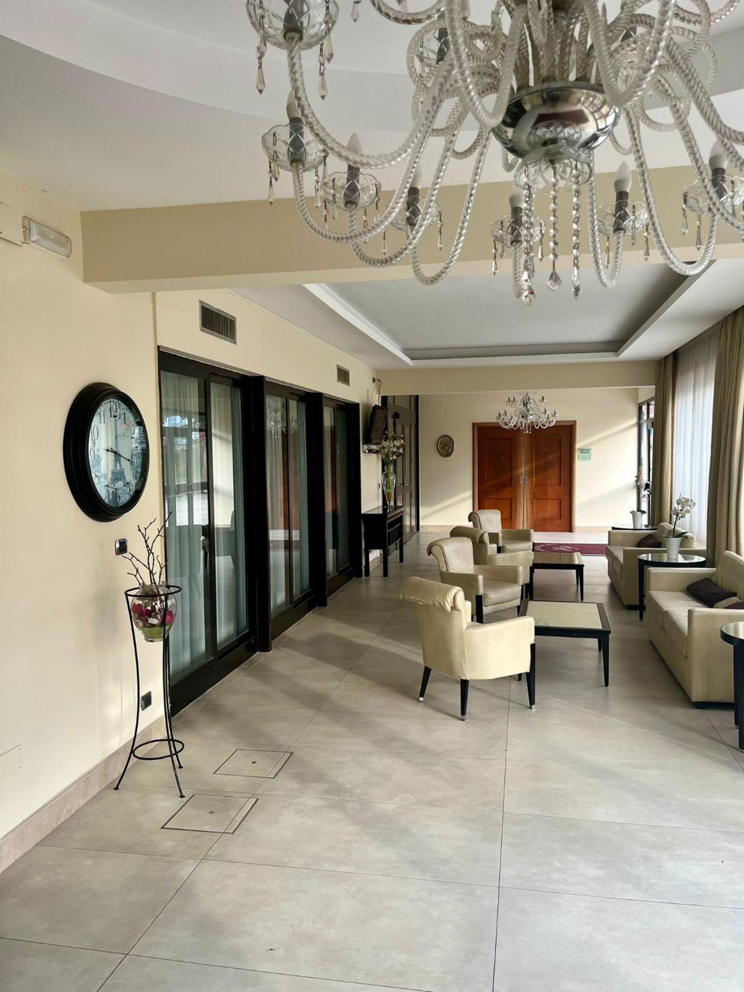 Pisani Hotel 圣尼古拉拉斯特拉达 外观 照片
