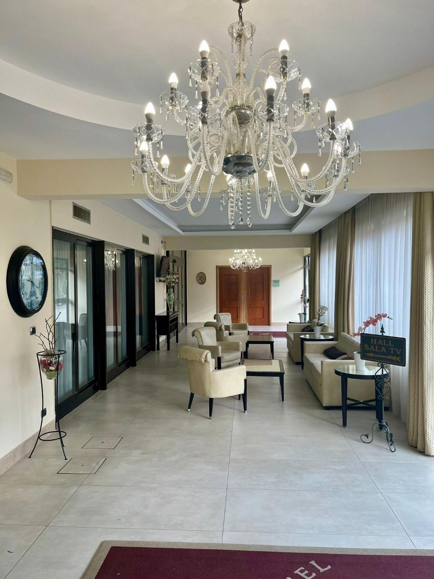 Pisani Hotel 圣尼古拉拉斯特拉达 外观 照片