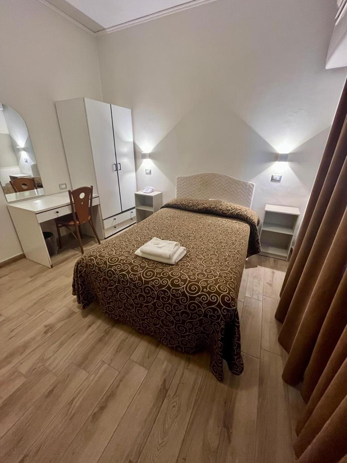 Pisani Hotel 圣尼古拉拉斯特拉达 外观 照片