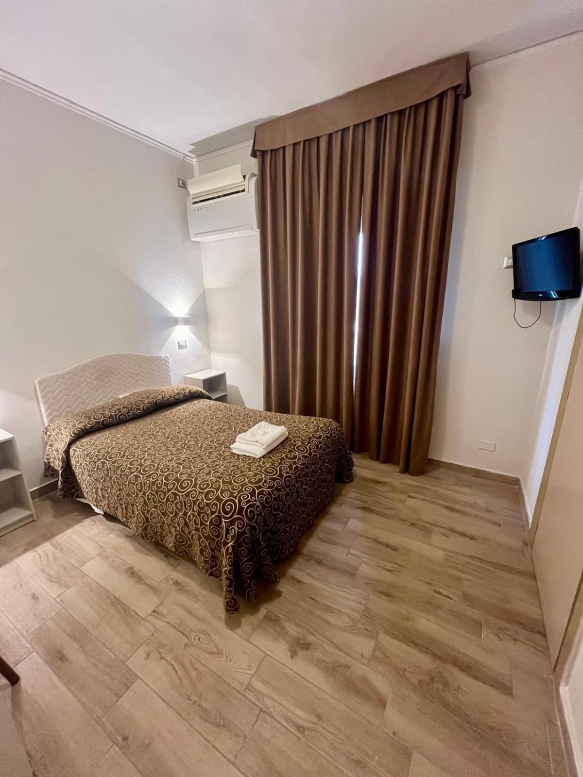 Pisani Hotel 圣尼古拉拉斯特拉达 外观 照片