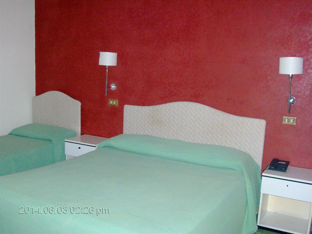 Pisani Hotel 圣尼古拉拉斯特拉达 外观 照片