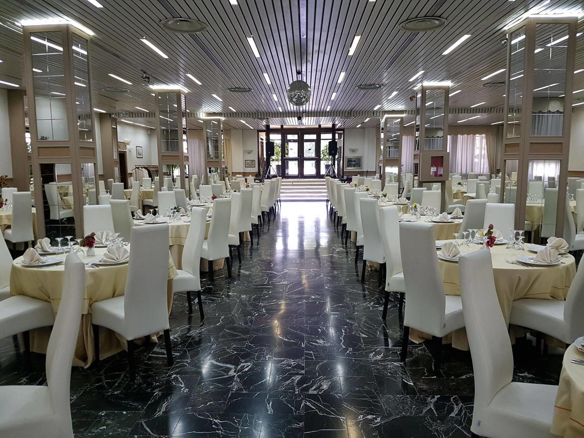 Pisani Hotel 圣尼古拉拉斯特拉达 外观 照片